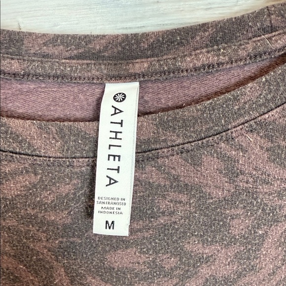 Athleta Studio to Street Brown Lynx Crewneck - Picture 3 of 4